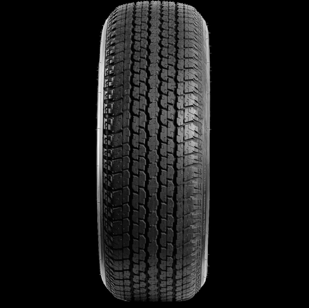 Bridgestone Dueler H/T D840 17" front tire