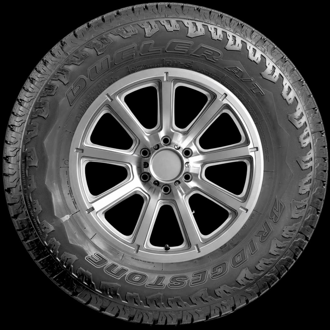 Bridgestone Dueler A/T RH-S 17" side tire