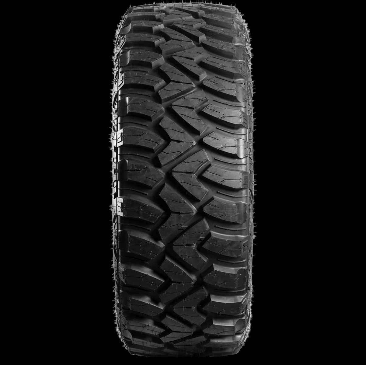 Kumho Road Venture MT KL71 20" front tire