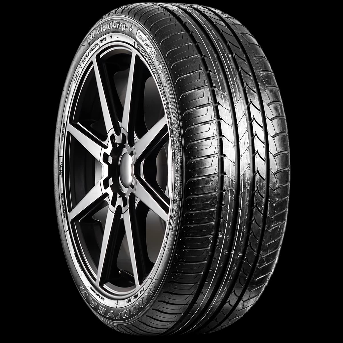 Goodyear Efficient Grip 20" angled tire