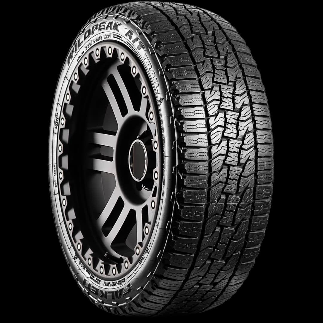 Falken Wildpeak A/T Trail 20" angled tire