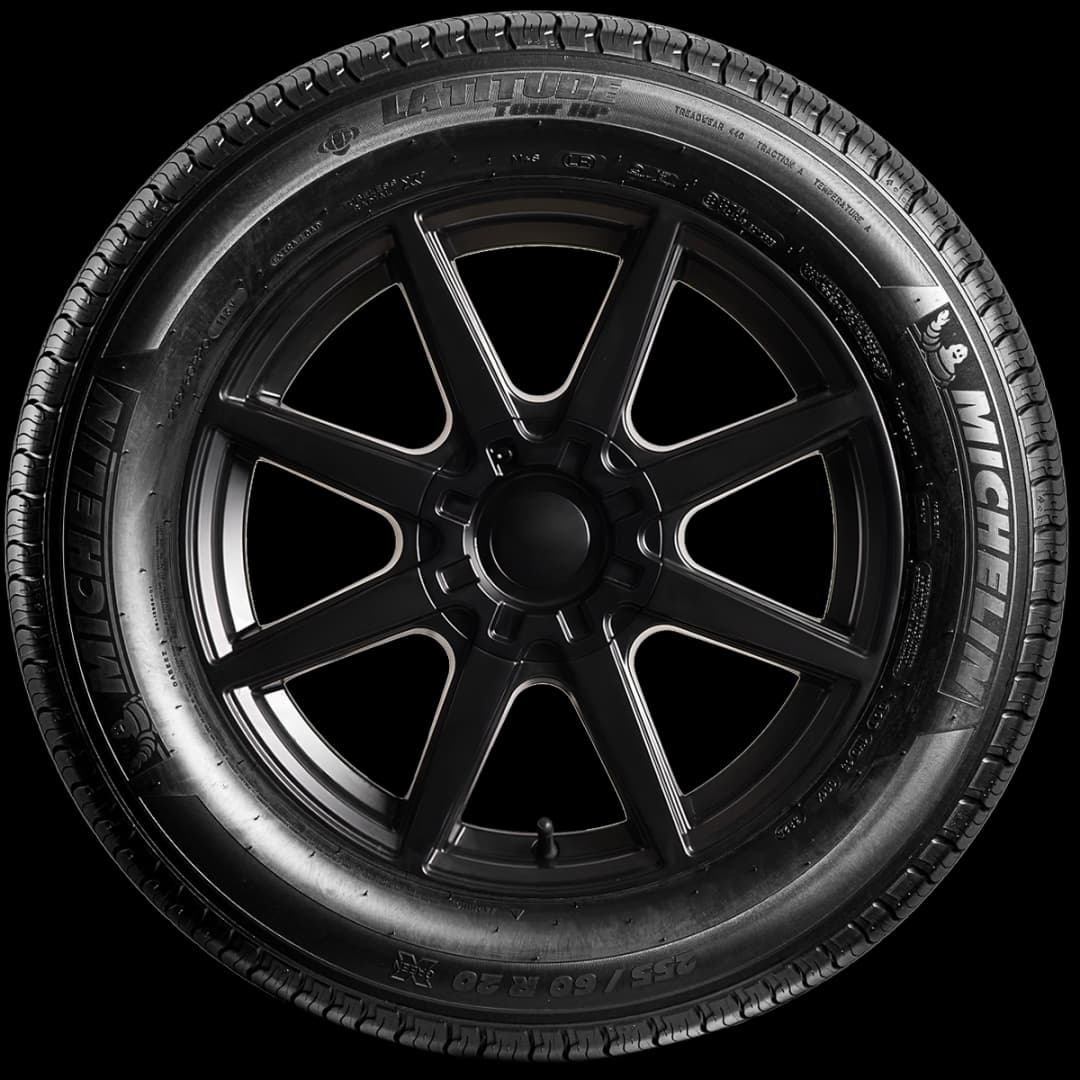 Michelin Latitude Tour HP 20" side tire