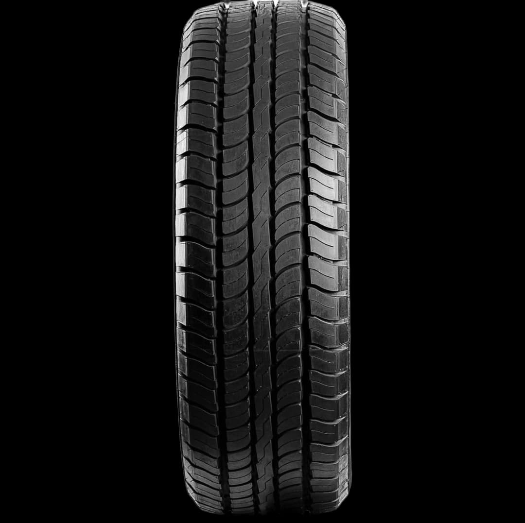 Fuzion SUV 20" front tire