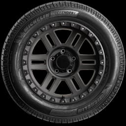 Michelin Defender LTX M/S 17" side tire