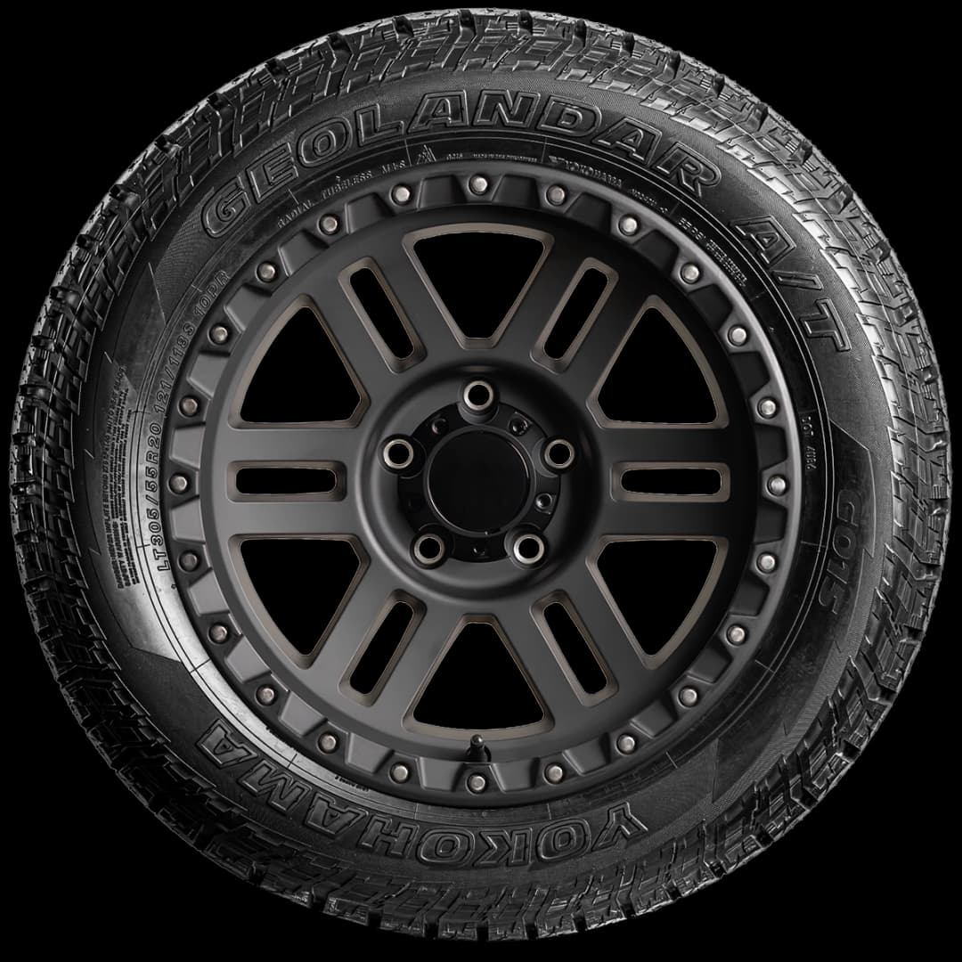 Yokohama Geolandar A/T G015 20" side tire
