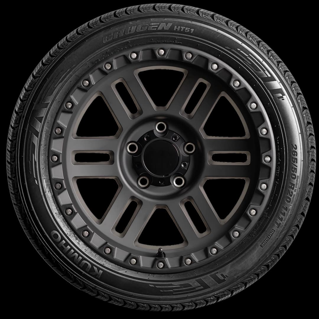 Kumho Crugen HT51 20" side tire