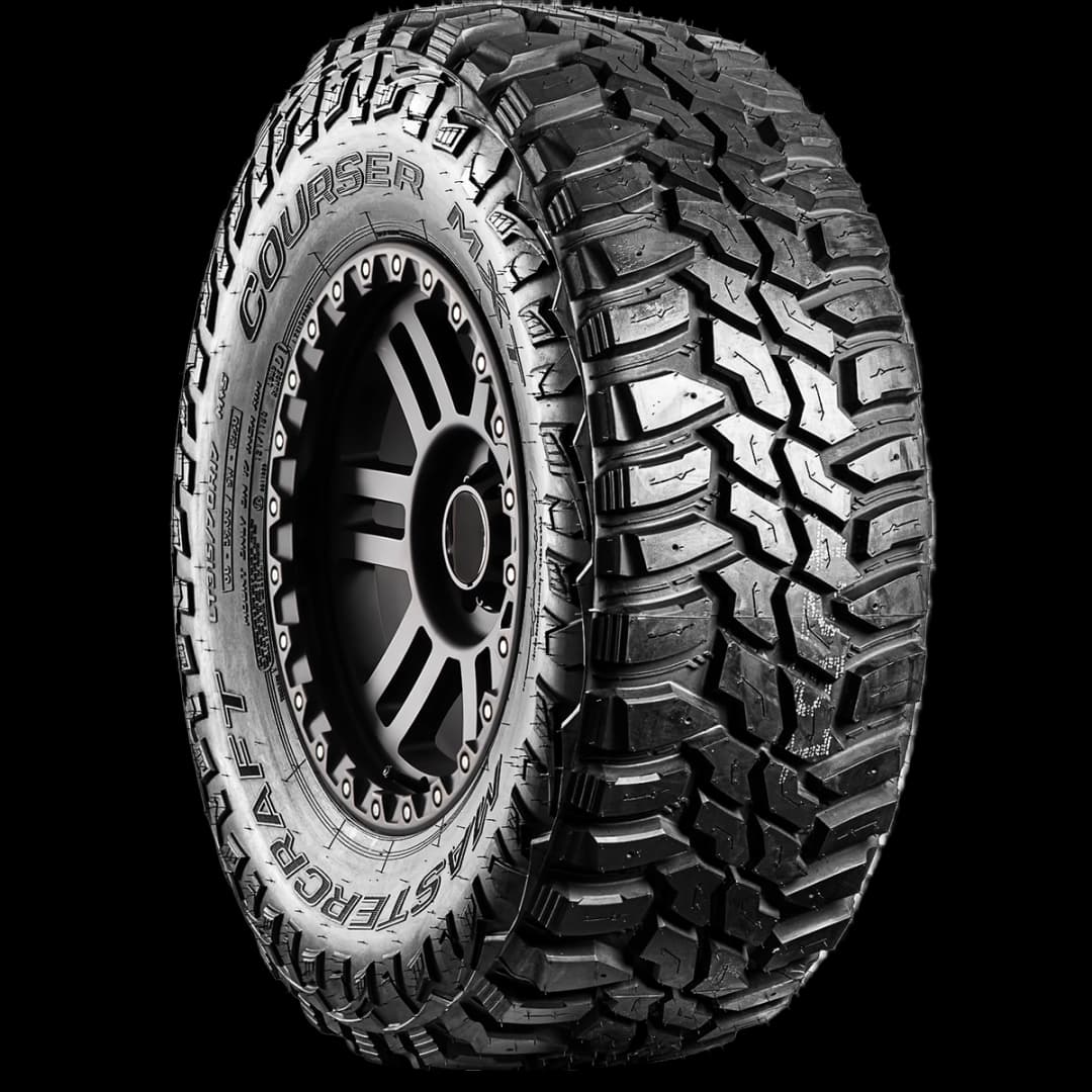 Mastercraft Courser MXT 17" angled tire
