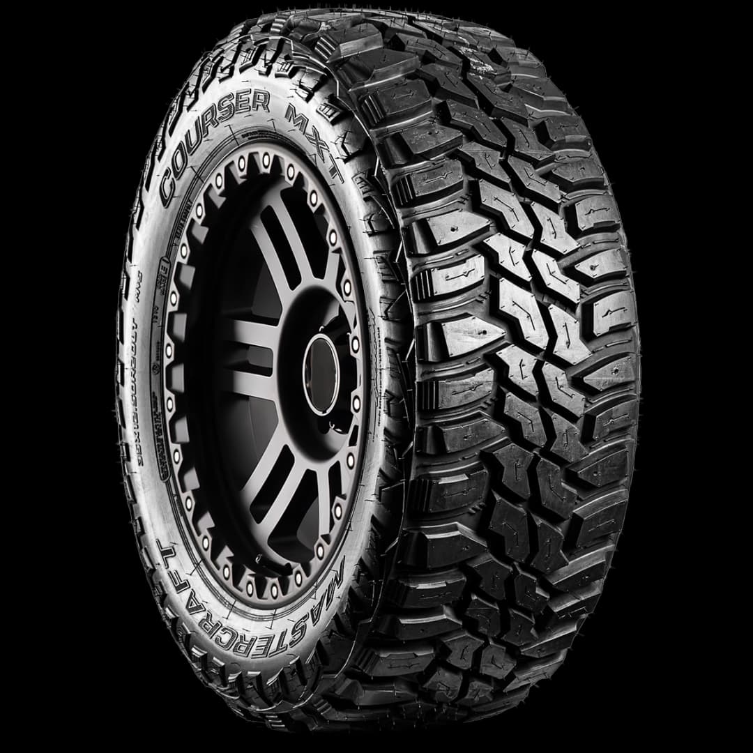 Mastercraft Courser MXT 20" angled tire