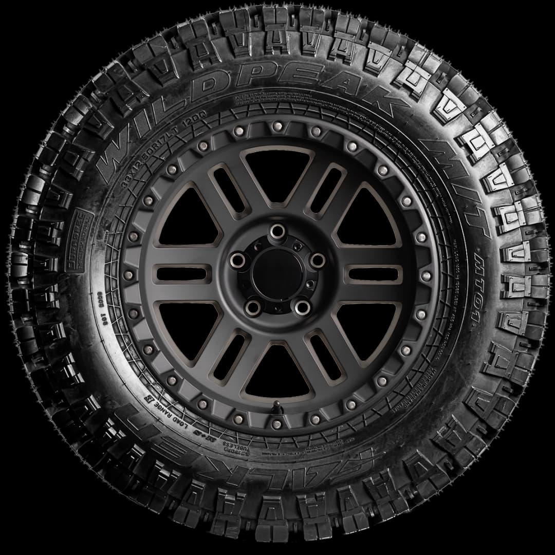 Falken Wild Peak M/T 17" side tire