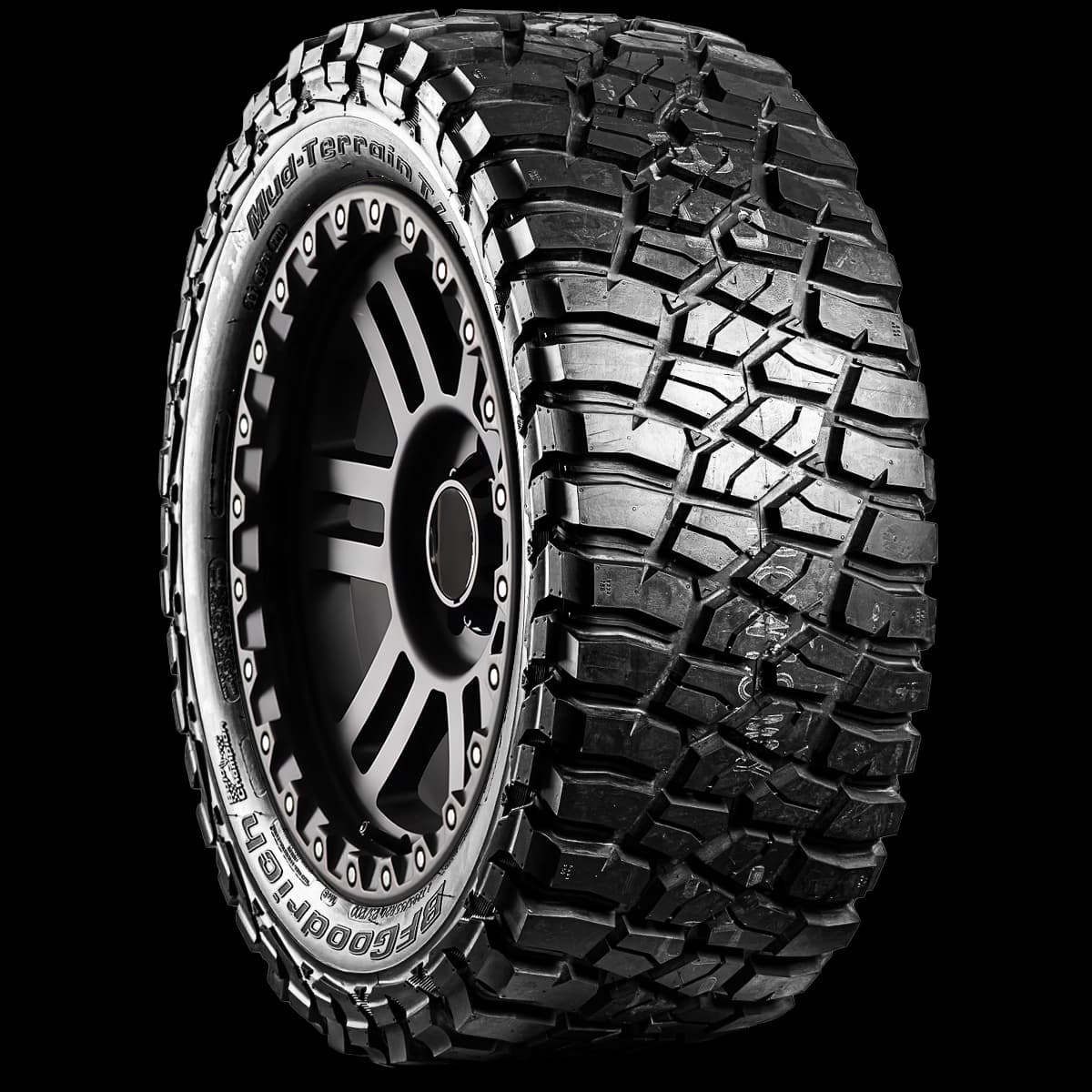 BFGoodrich Mud Terrain TA KM3 20" angled tire
