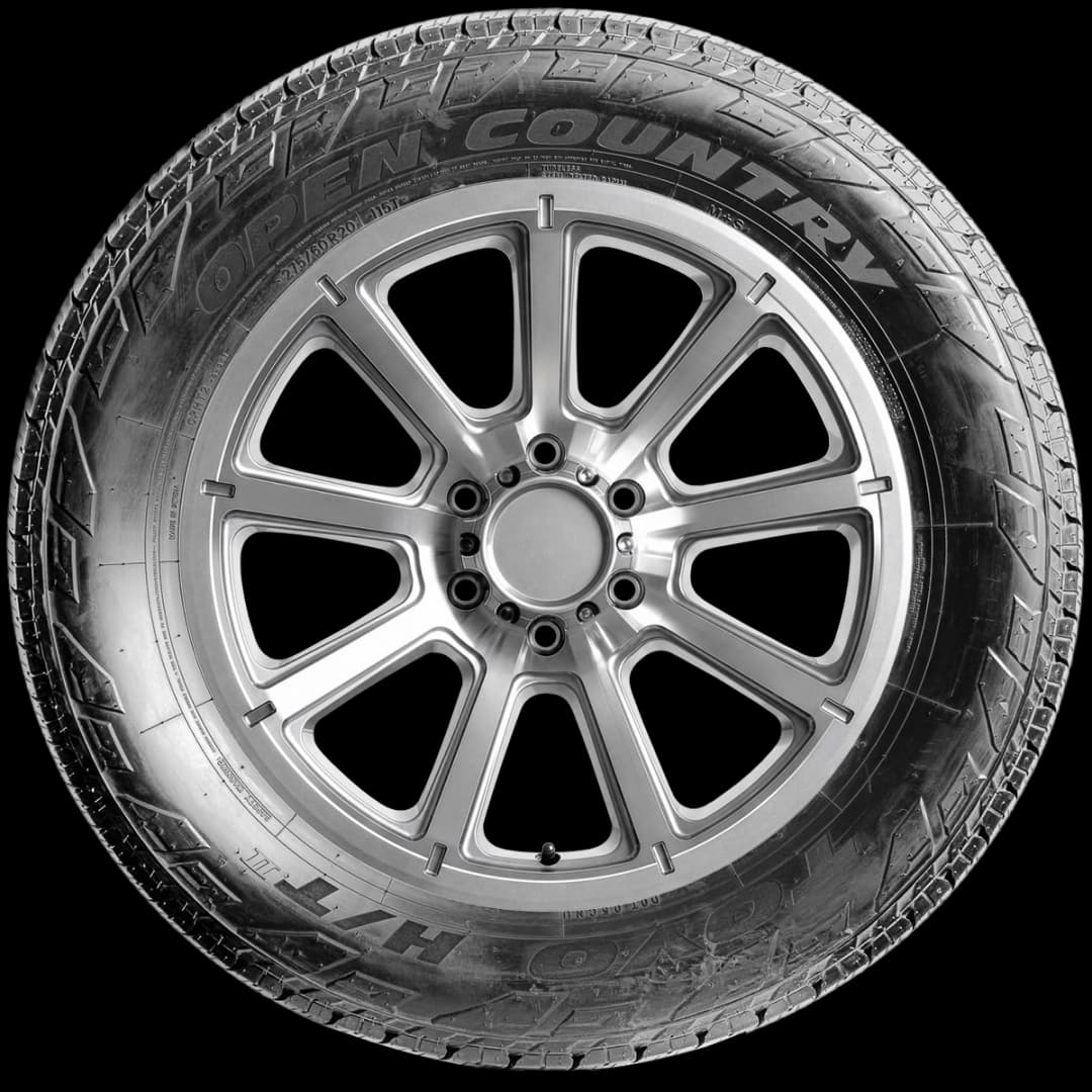 Toyo Open Country H/T II 20" side tire