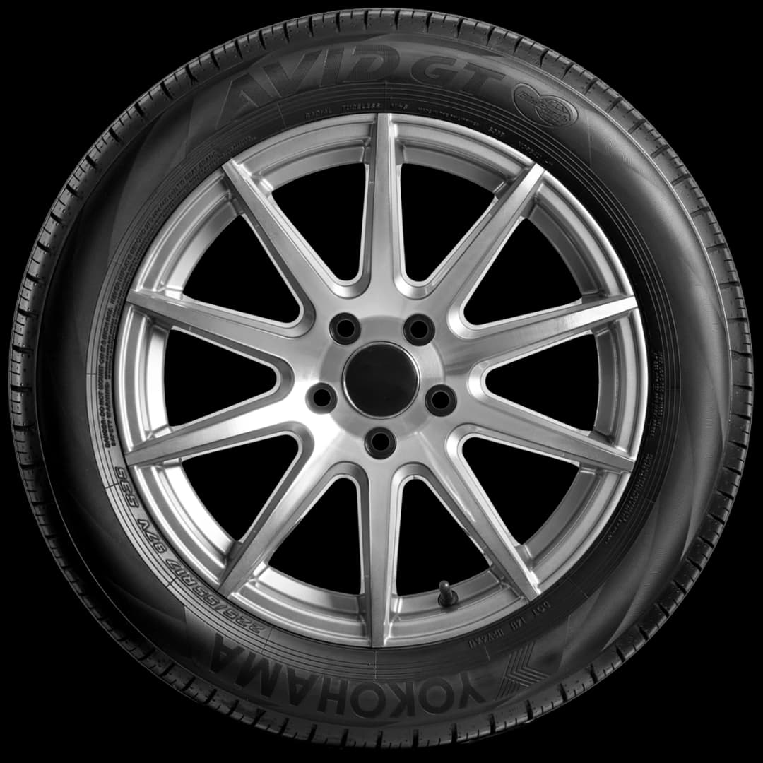 Yokohama Avid GT 17" side tire