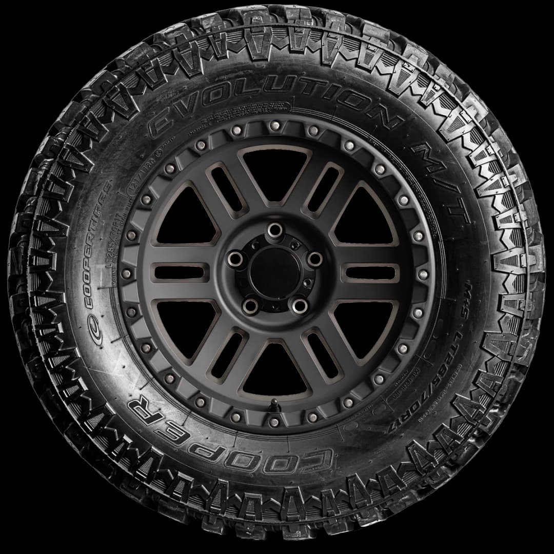 Cooper Evolution M/T 17" side tire