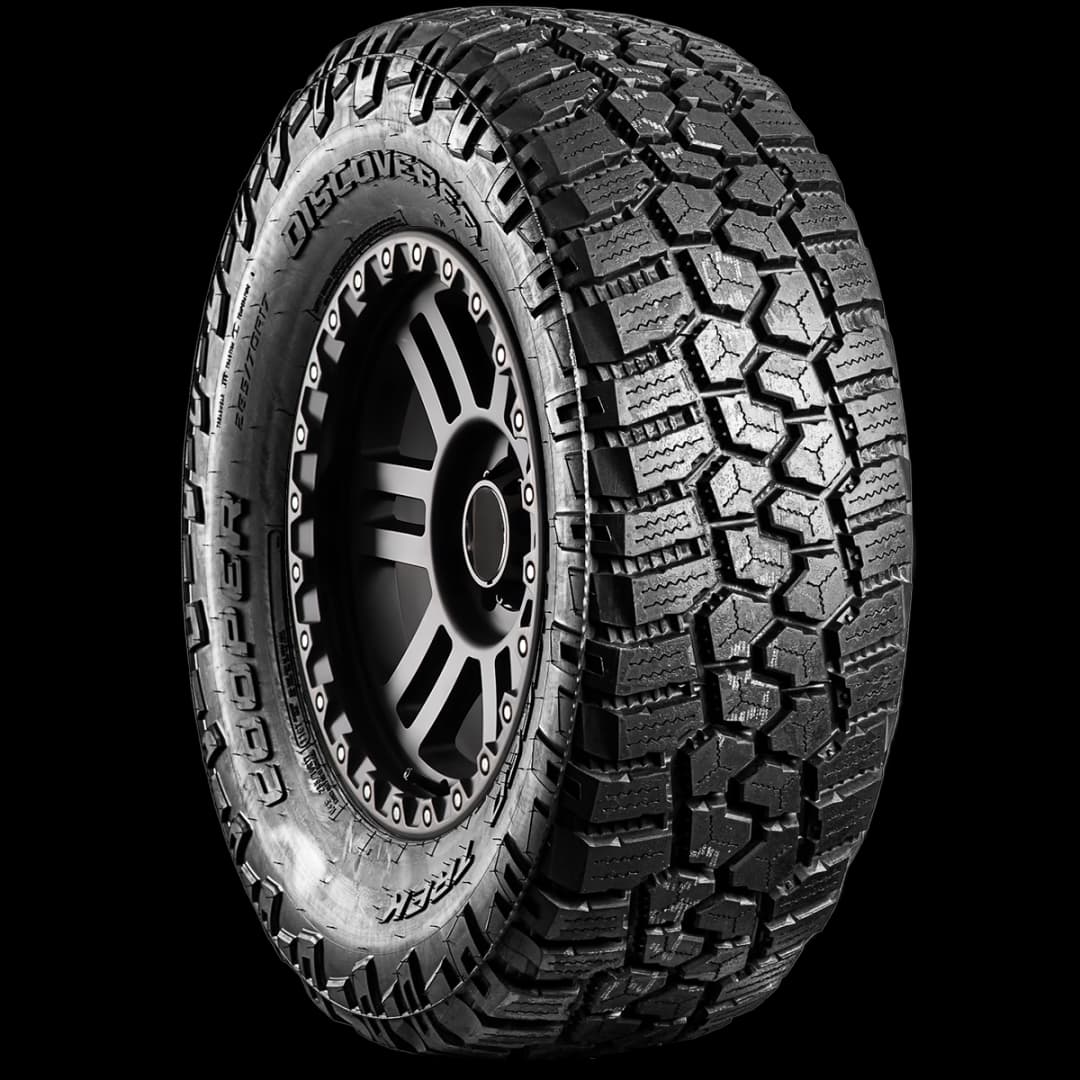Cooper Discoverer Rugged Trek 17" angled tire