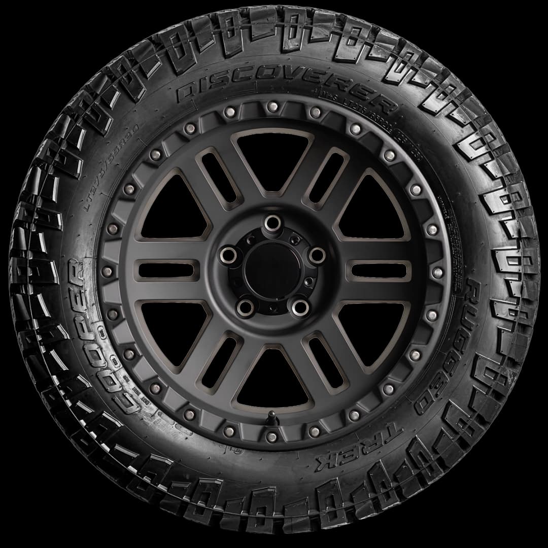 Cooper Discoverer Rugged Trek 20" side tire