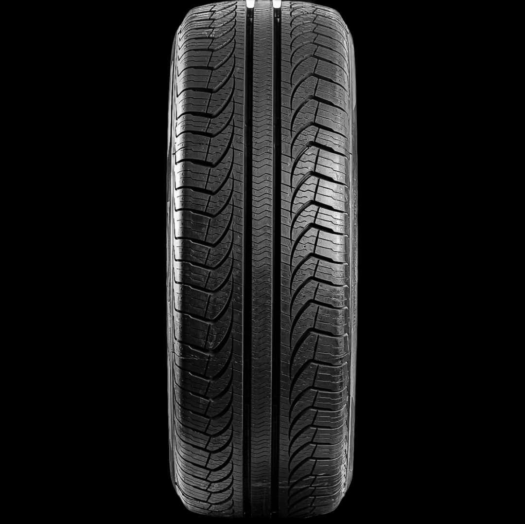 Pirelli P4 Persist AS Plus 17" front tire