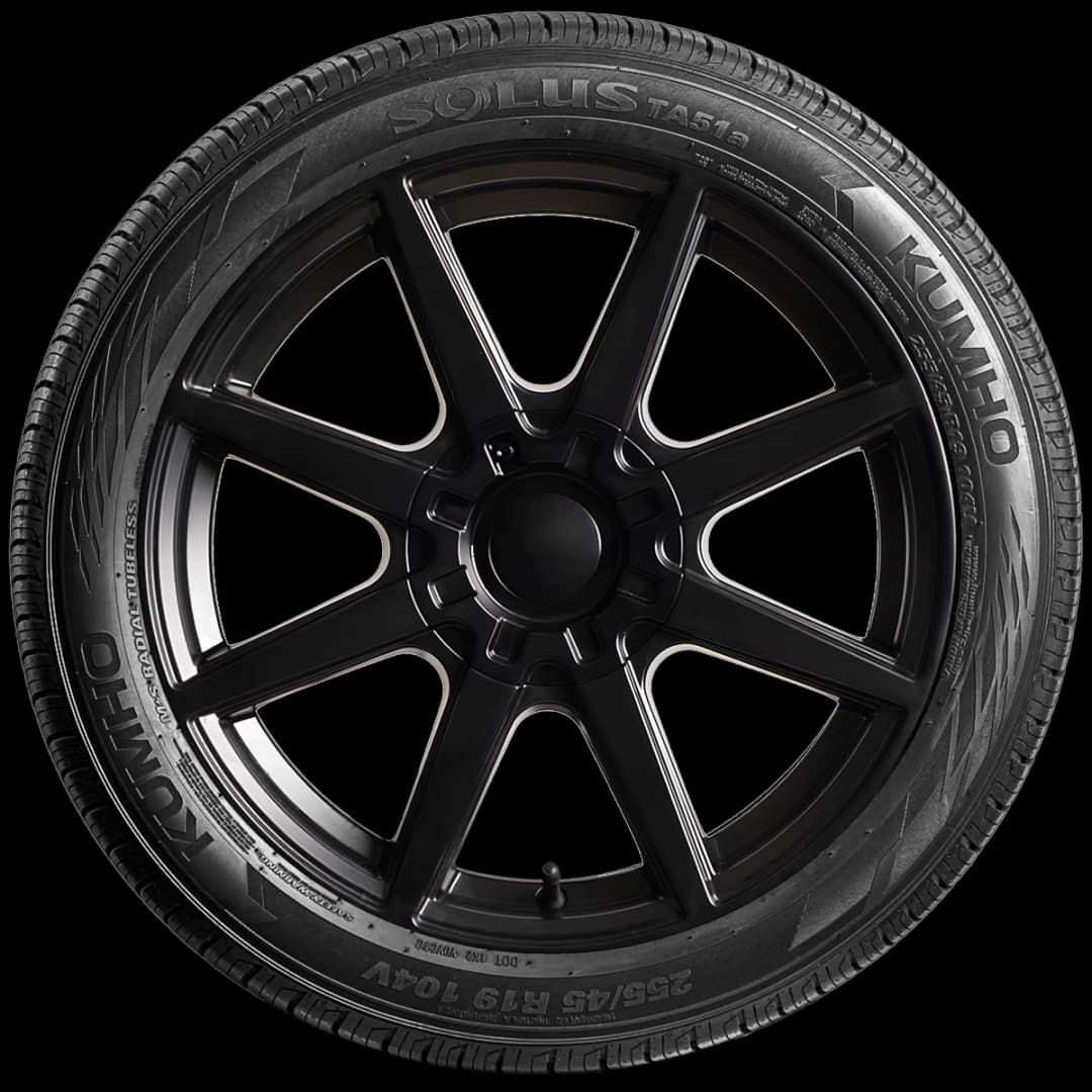 Kumho Solus TA51a 20" side tire