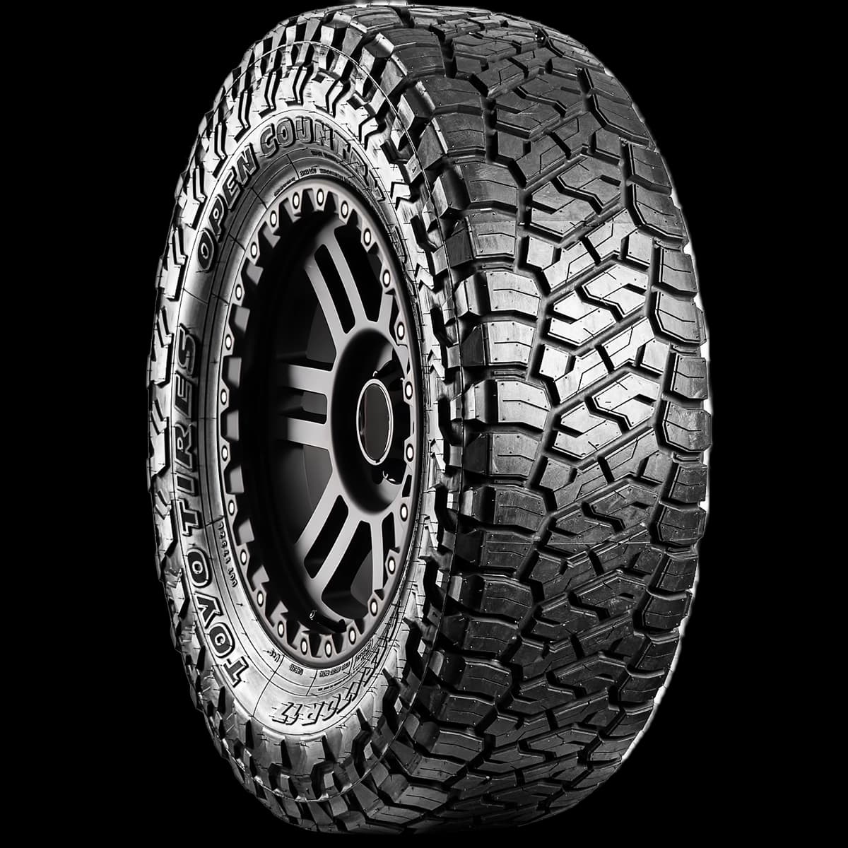 Toyo Open Country R/T Trail 17" angled tire