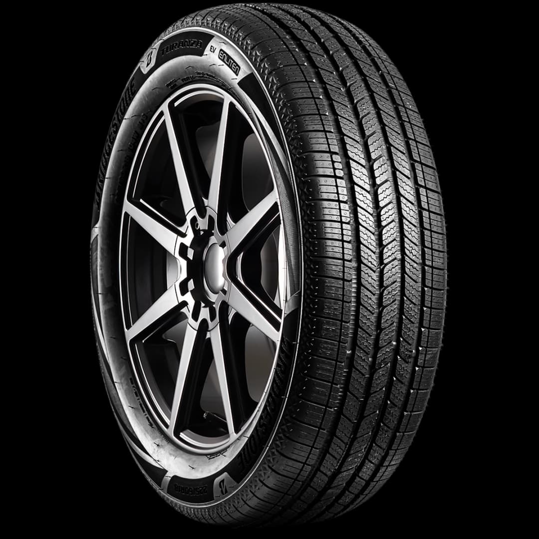 Bridgestone Turanza EV 17" angled tire