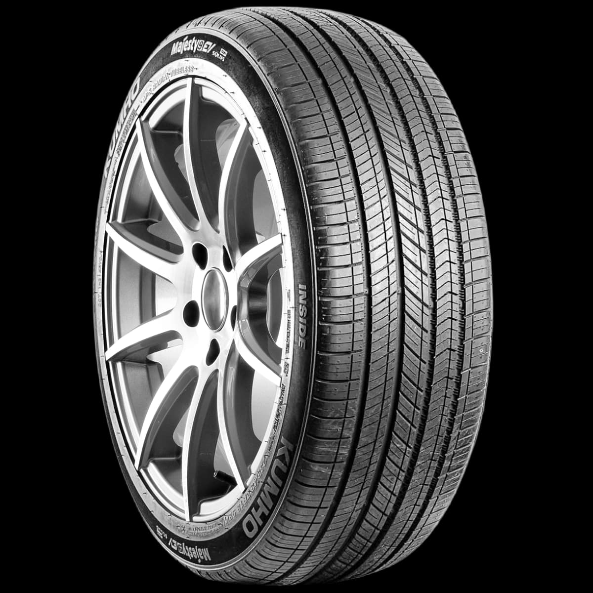 Kumho Solus TA91 17" angled tire