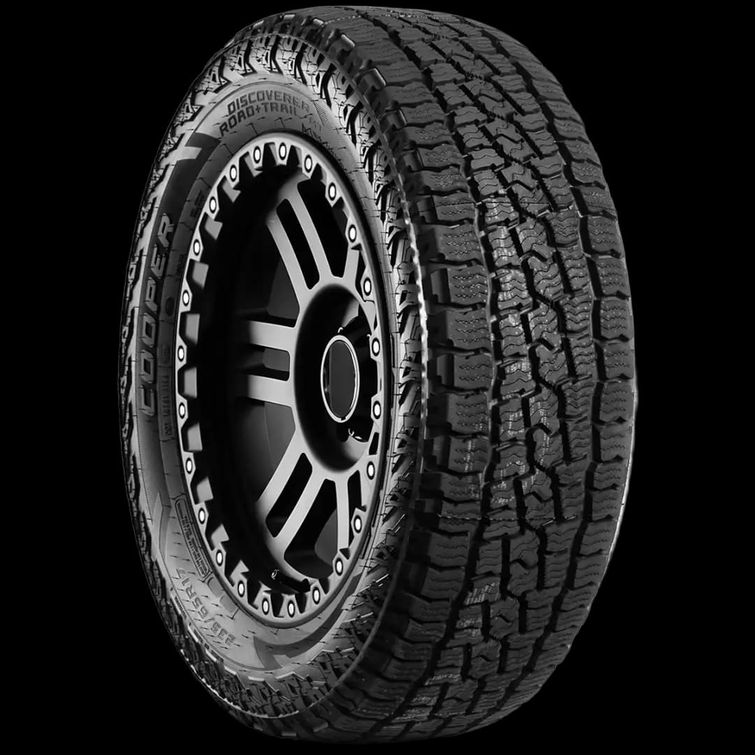 Cooper Discoverer Road Trail AT 20" angled tire