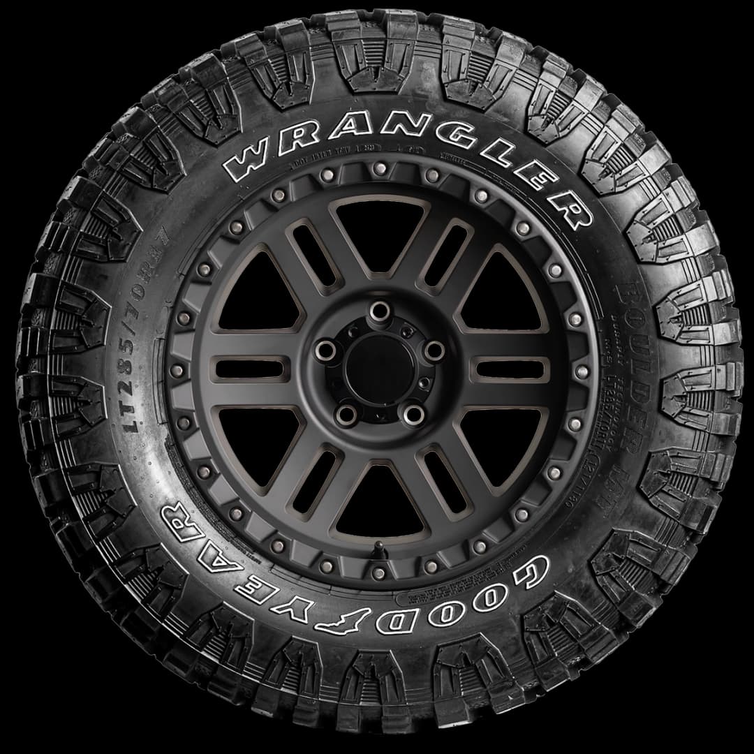 Goodyear Wrangler Boulder MT 17" side tire