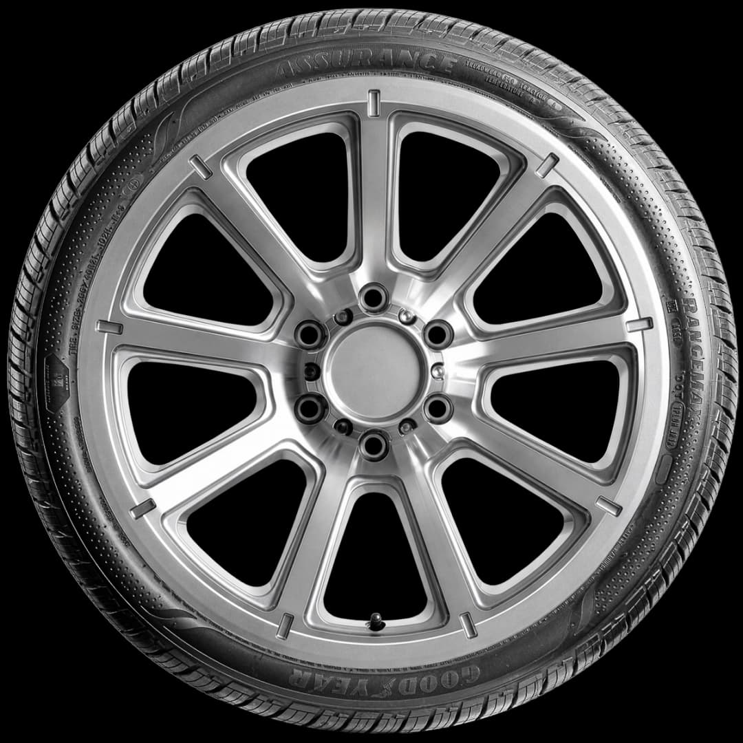 Goodyear Assurance Rangemax 20" side tire