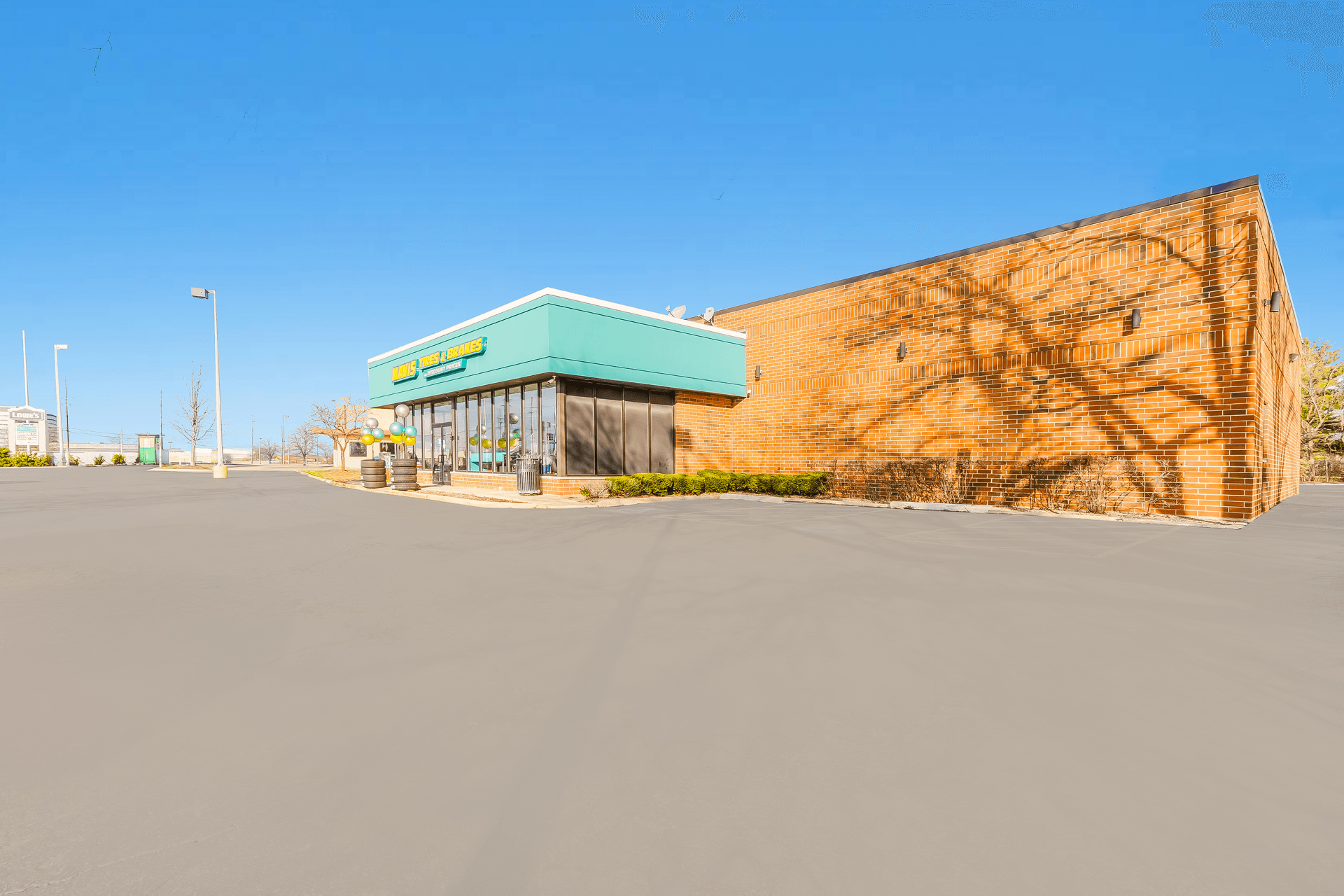 Store_1051 Tire Shop & Auto Repair in Arlington Heights, Illinois