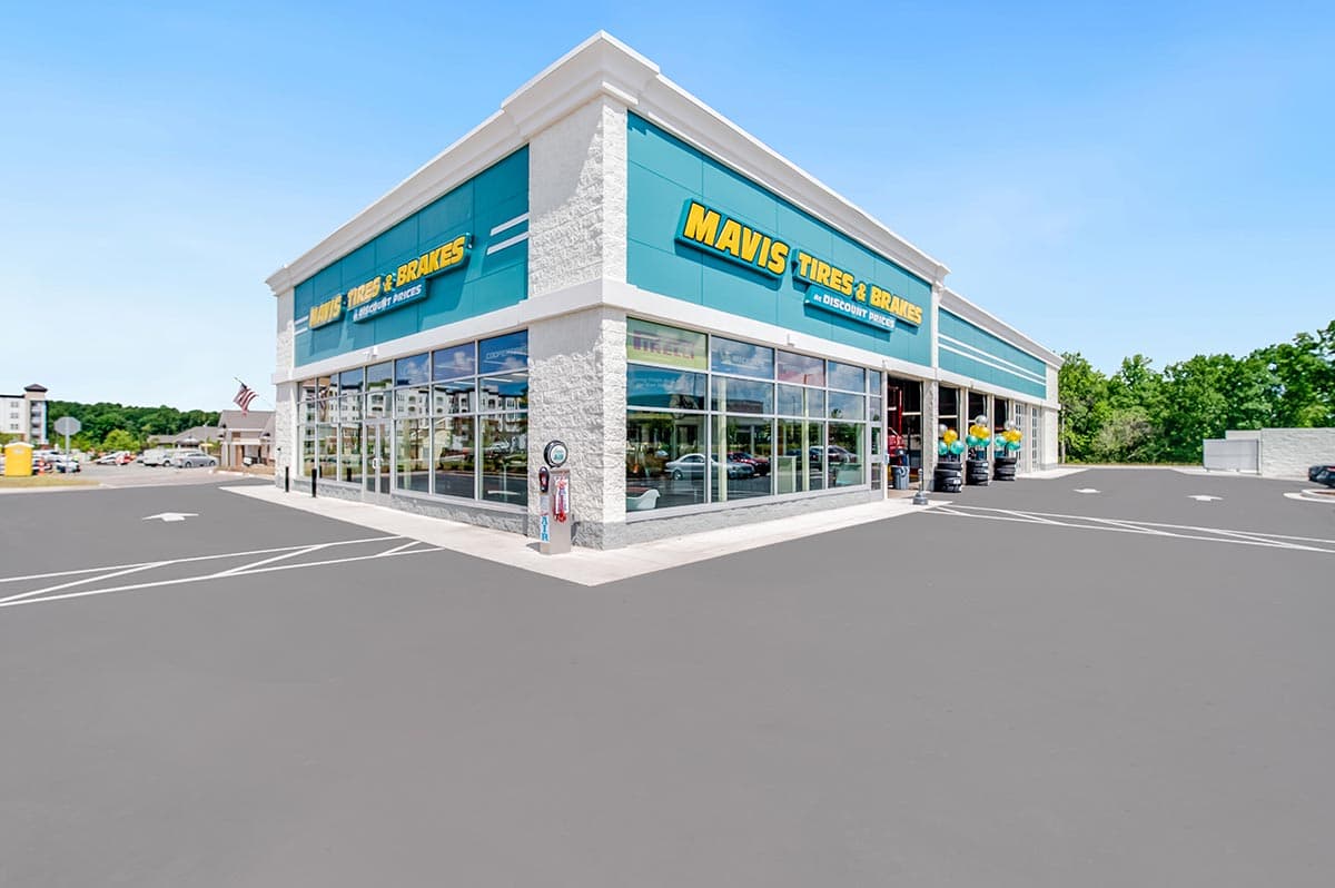 Store_2070 Tire Shop & Auto Repair in Durham (Ellis rd), North Carolina